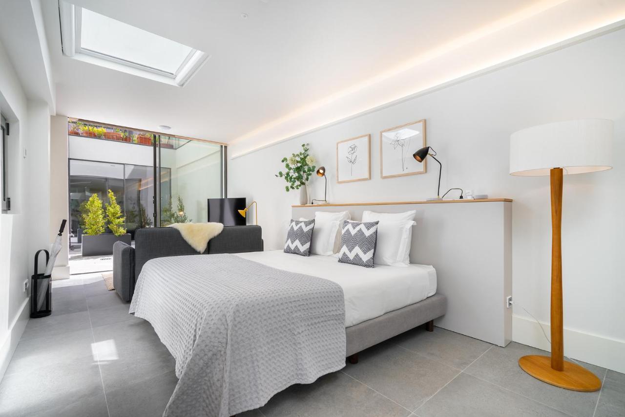 Luxury Old Town Oasis For Family And Friends Oporto