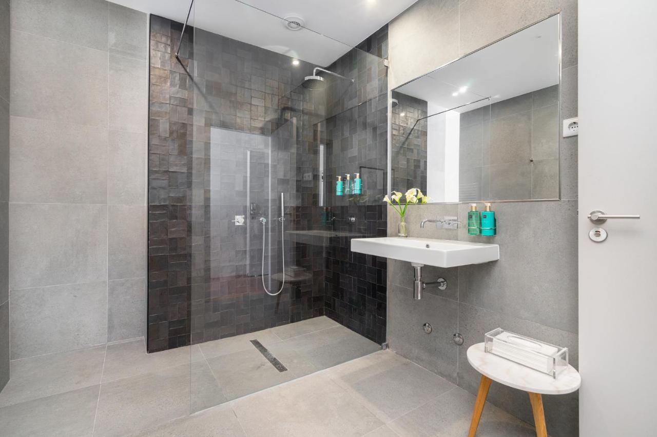 Luxury Old Town Oasis For Family And Friends Villa