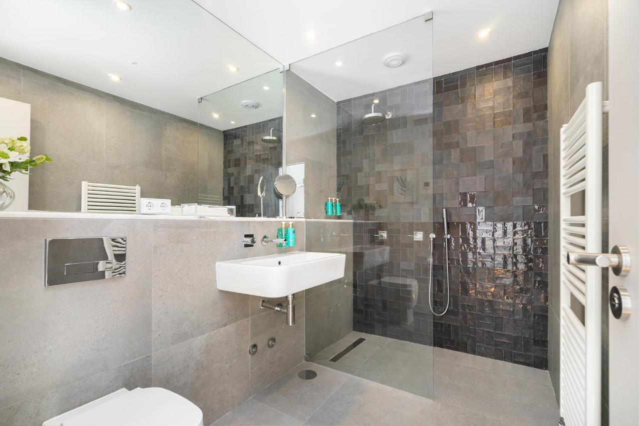 Luxury Old Town Oasis For Family And Friends Villa